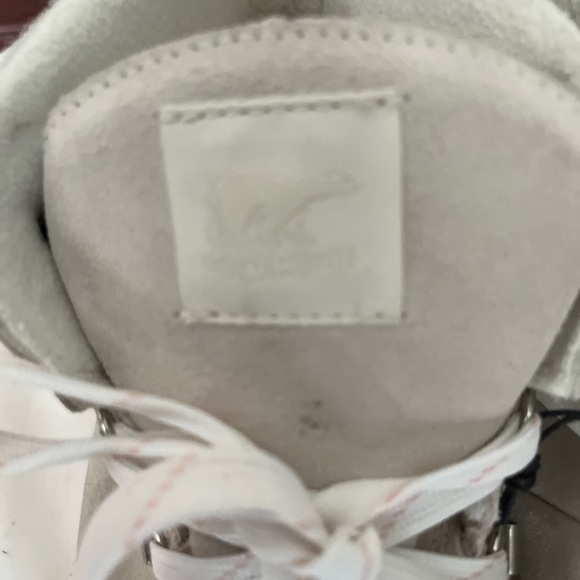 Brand New! Sorel Waterproof Hand Crafted Natural Rubber Leather Bootie Nordstrom - Picture 3 of 10